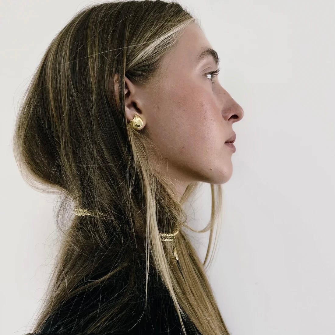 18k gold studs