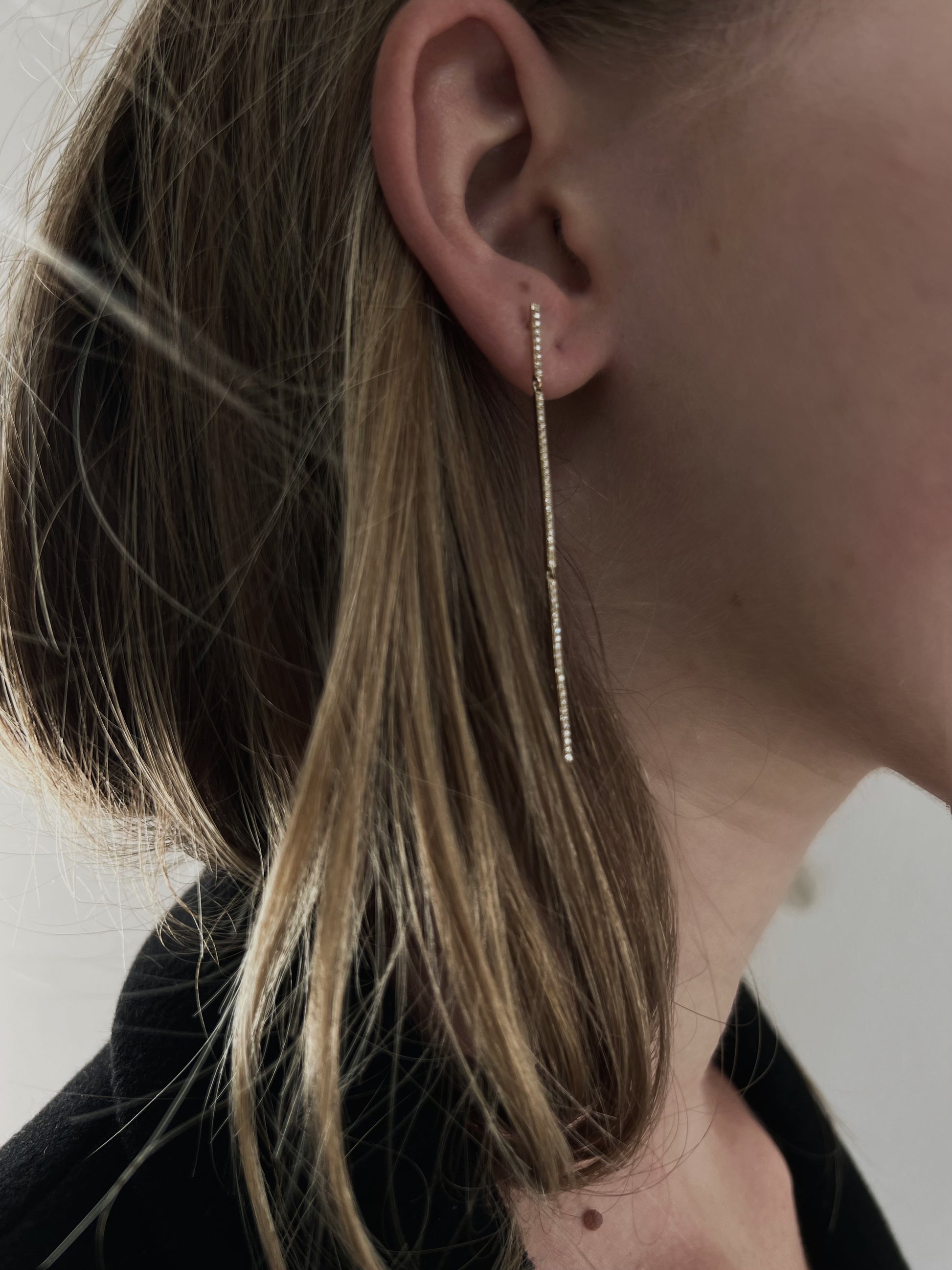 18k gold diamond earrings
