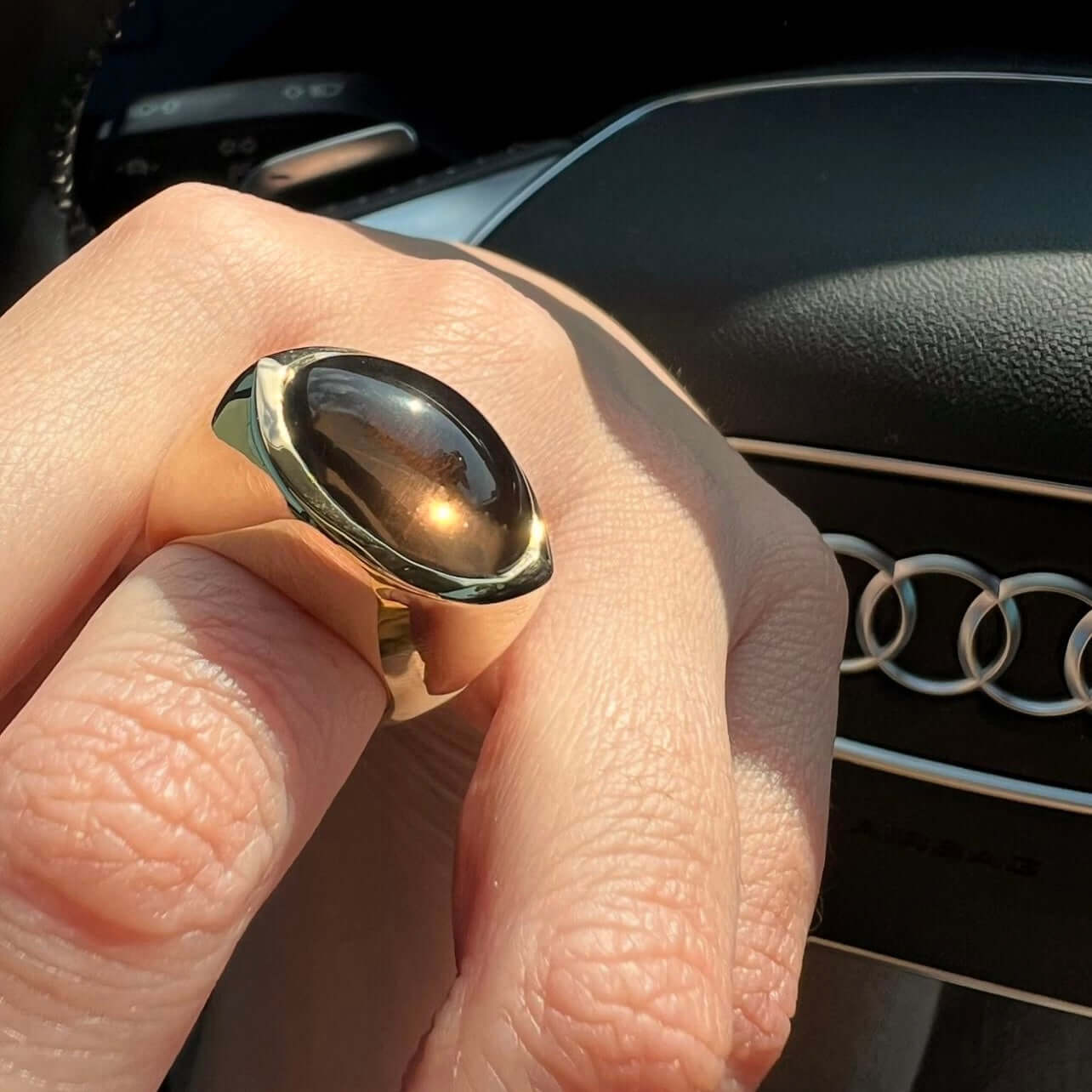 smokey quartz cabochon gold ring