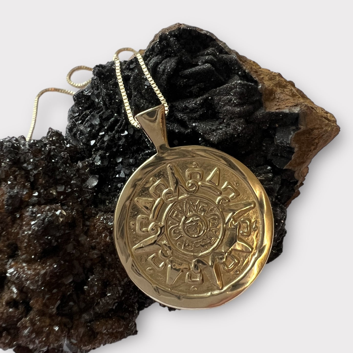 18k gold aztec pendant